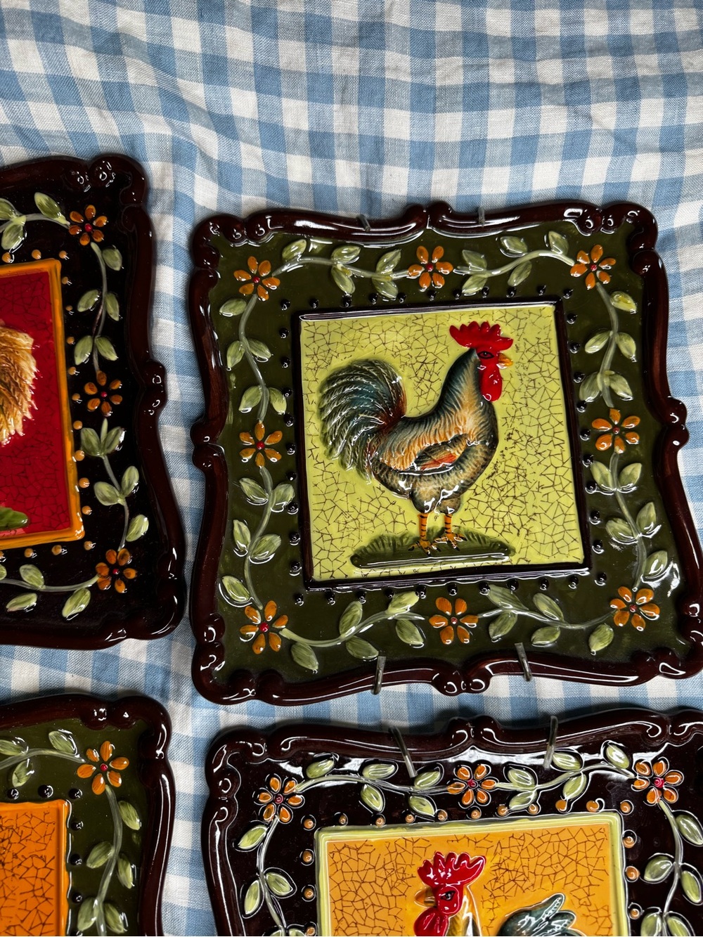 Hand-Painted Rooster Ceramic Wall Tiles – Set of 4 in Green, Orange, Yellow, Red - Picture 5 of 8